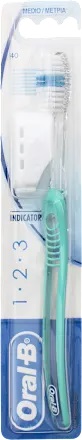 ORALB 123 INDICATOR SPAZZOLINO MANUALE SETOLE 35 MEDIE - Angeli Pharm