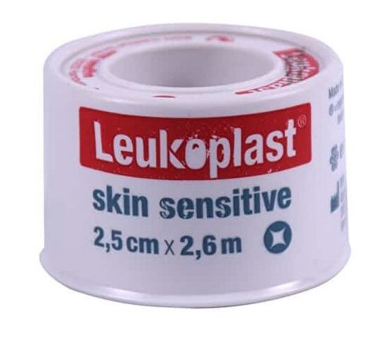LEUKOPLAST SKIN SENSITIVE CEROTTO SU ROCCHETTO CON MASSA ADESIVA IN SILICONE M2,6 X 2,5CM 1 PEZZO - Angeli Pharm